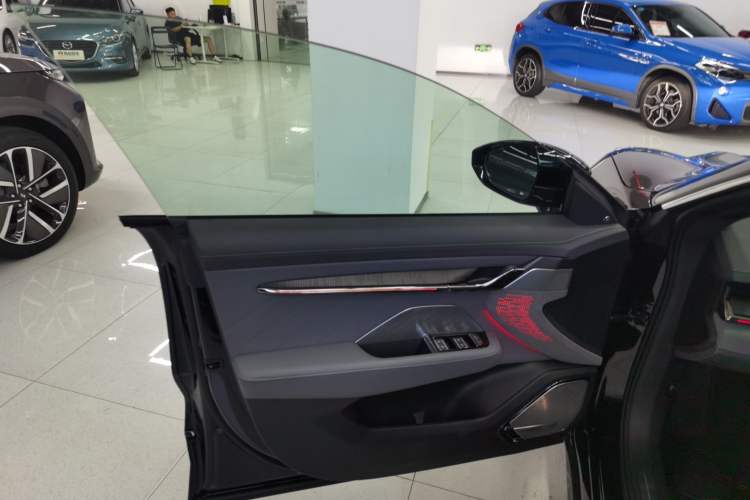 Used Zeekr 001 2023 WE Edition 100 kWh
