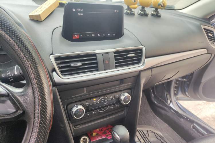 Used Mazda Mazda 3 Axela 2017 Sedan 1.5L Automatic Luxury Model Emission Standard China V