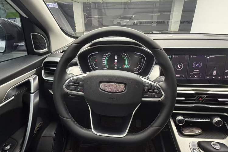 Used Geely Auto Coolray 2023 1.5T DCT Diamond Edition
