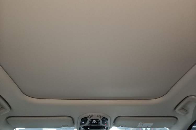 Used Lynk & Co 06 EM-P 2023 1.5T Remix PHEV Shero
