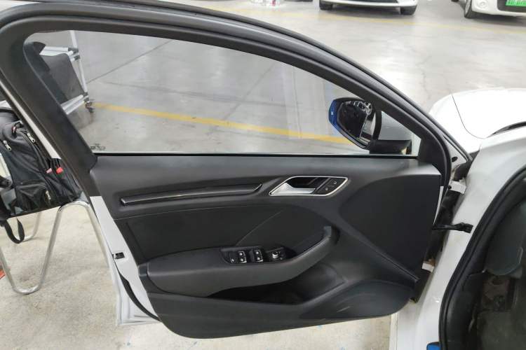 Used Audi A3 2017 Limousine 35 TFSI Fashion Model
