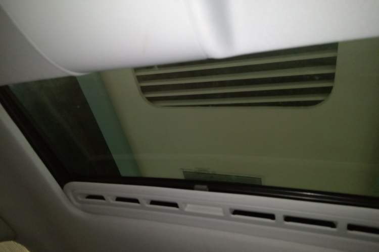 Used Volkswagen Polo 2016 1.6L Automatic Comfort Model