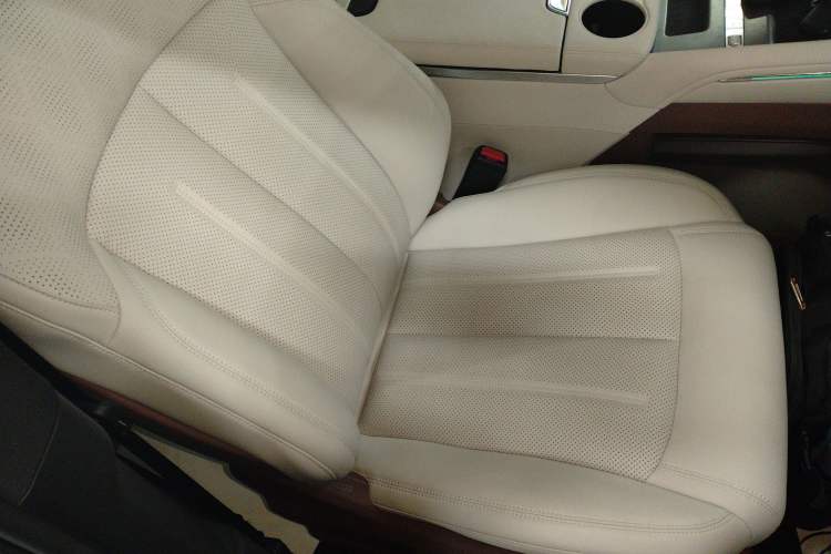 Used BYD Xia 2025 DM-i 1.5T 180km Beyond Edition
