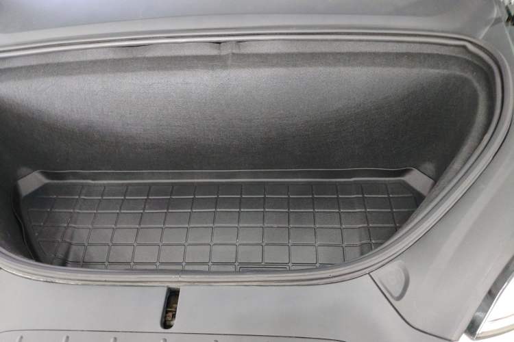 Used Tesla Model X 2019 Long-Range Version
