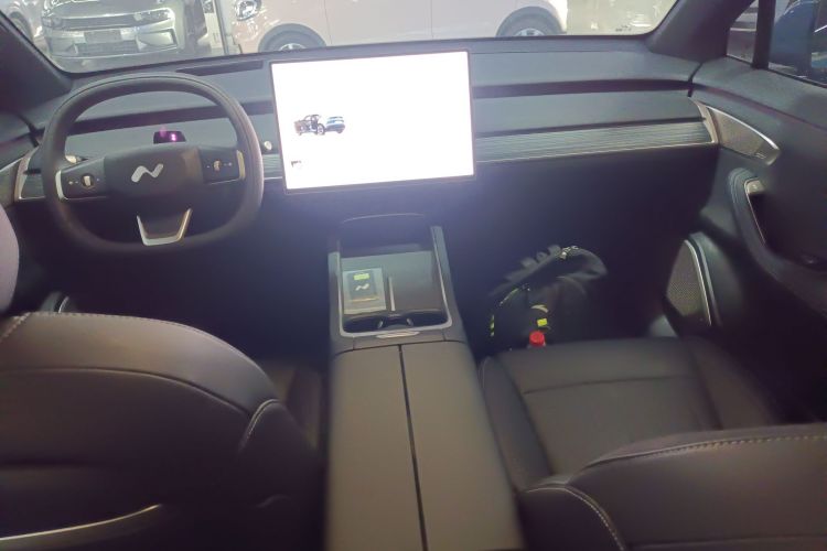 Used ONVO L60 2024 60 kWh All-Wheel Drive
