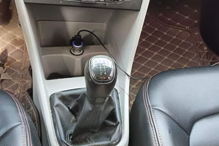 Used Skoda Rapid 2016 1.6L Manual Front-Wheel-Drive Version
