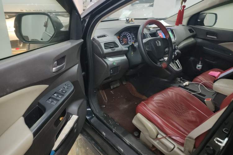 Used Honda CR-V 2012 2.0L two-wheel drive urban version