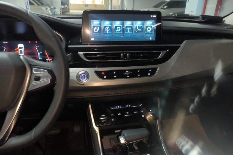 Used Changan CS75 2020 280T DCT Luxury Model China VI Standard
