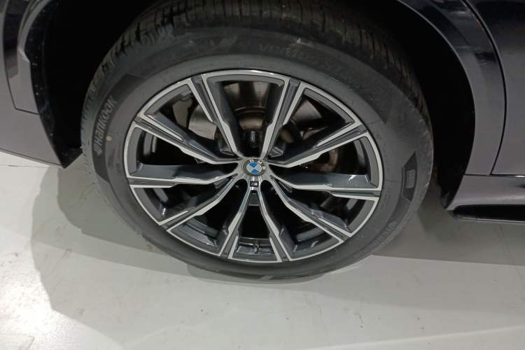 Used BMW X5 2022 Restyled xDrive 30Li Luxury Version M Sport Package
