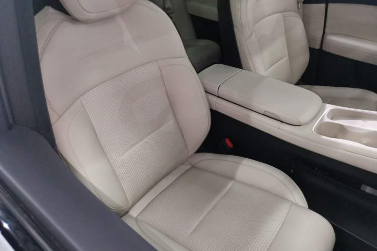 Used Nio ES6 2024 75 kWh