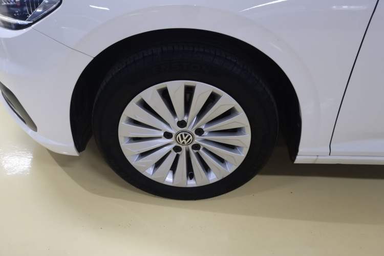 Used Volkswagen Lavida 2019 1.5L Automatic Comfort Edition China VI Standard
