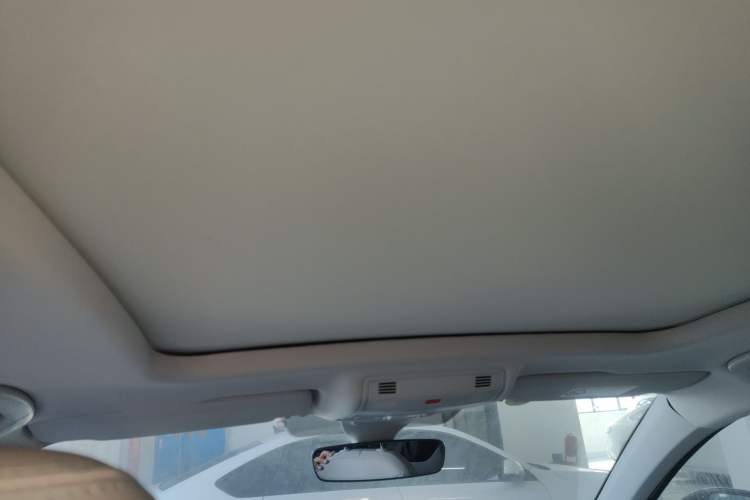 Used Volkswagen Tharu 2024 300TSI Two-Wheel-Drive Moon Luxury Edition