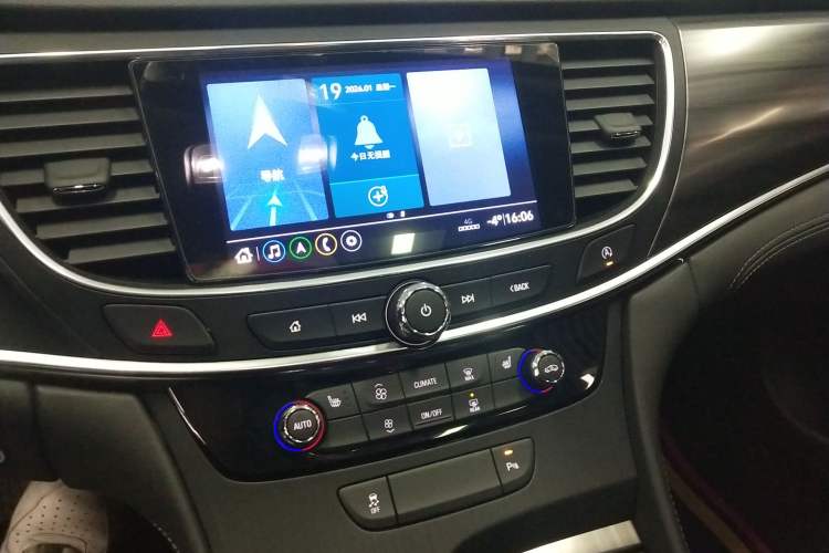 Used Buick LaCrosse 2022 552T Luxury Version
