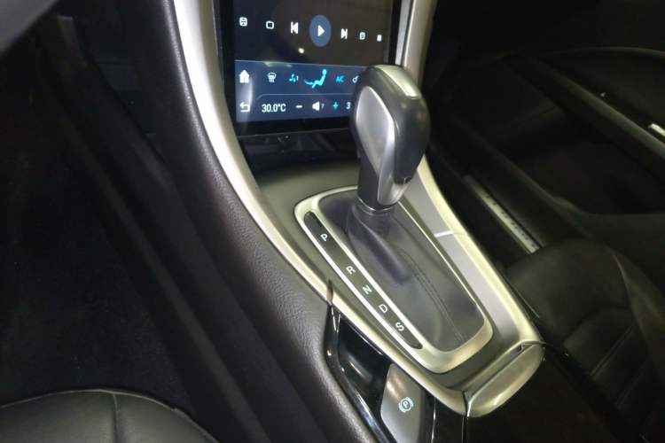 Used Ford Mondeo 2013 2.0L GTDi 200 Fashion Edition
