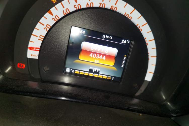 Used  fortwo 2015 1.0L 52 kW Hardtop Passion Edition
