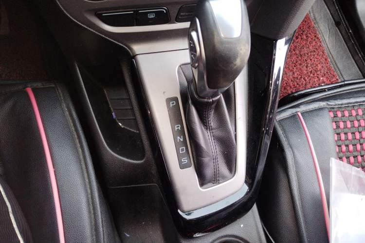 Used Ford Focus 2012 Sedan 1.6L Automatic Fashion Edition
