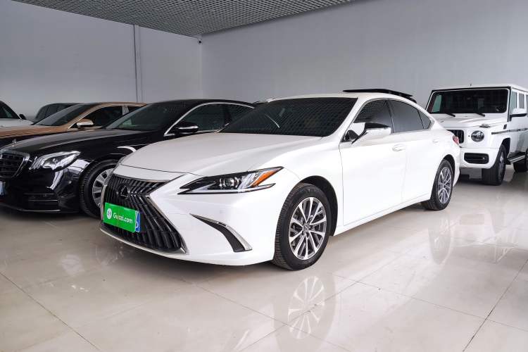 Used Lexus ES 2023 200 Excellence Edition