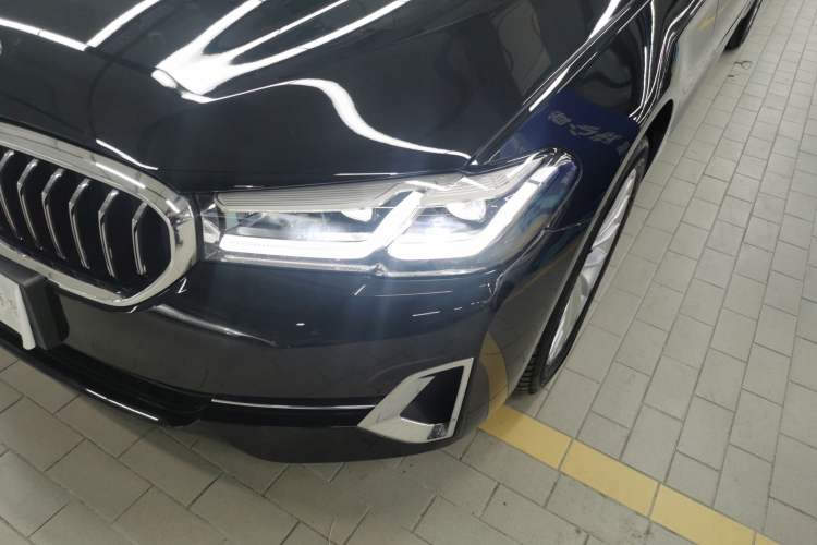 Used BMW 5 Series 2022 Second Facelift 525Li Luxury Package
