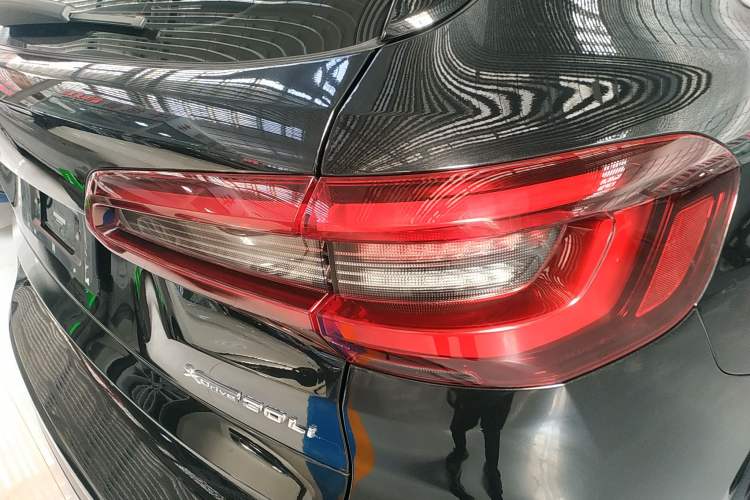 Used BMW X5 2022 xDrive 30Li M Sport Package
