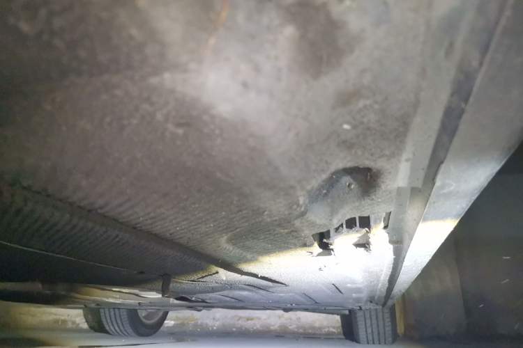 Used BMW 5 Series 2013 525Li Leading Model
