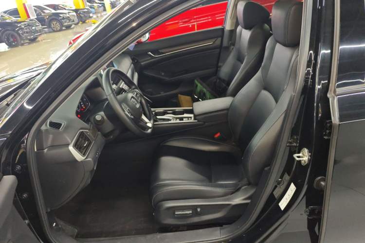 Used Honda Accord 2018 260TURBO Luxury Edition China VI
