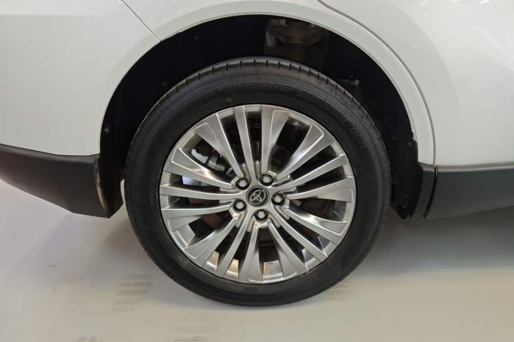 Used Toyota Harrier 2022 2.0L CVT Two-Wheel Drive Deluxe Edition