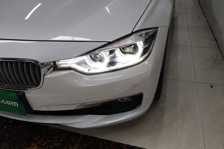 Used BMW 3 Series 2019 320Li Fashion Model
