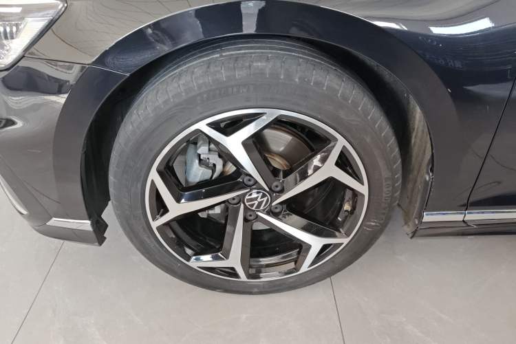 Used Volkswagen Magotan 2023 2 Million Units Commemorative Edition 330TSI DSG Luxury Version
