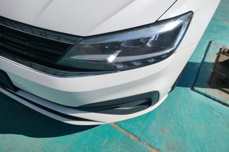 Used Volkswagen Lamando 2019 230TSI DSG Fashion Edition China VI
