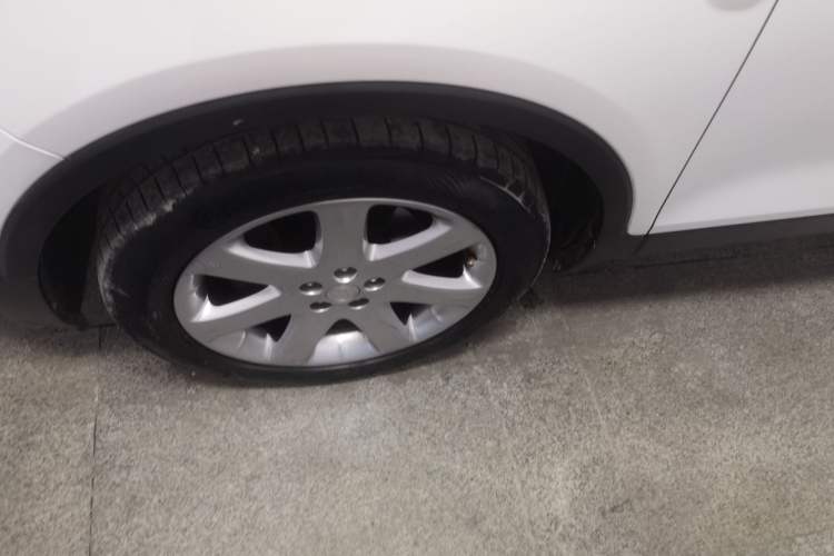 Used Buick Encore 2015 1.4T Automatic Two-Wheel Drive Urban Leading Model