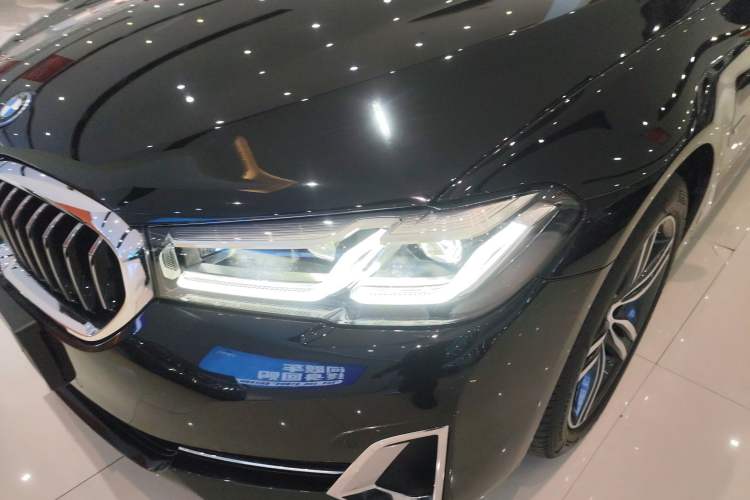 Used BMW 5 Series New Energy 2021 535Le Luxury Package
