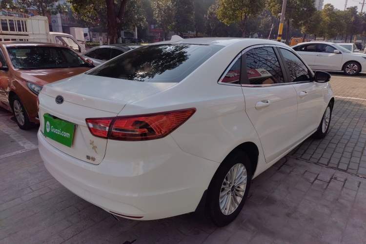 Used Ford Escort 2015 1.5L Manual Comfort Model
