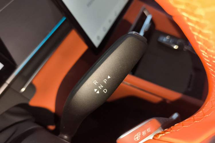 Used BYD Tang L 2025 DM 175KM Drone Player Edition
