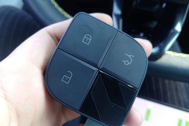 Used Lynk & Co 08 EM-P 2023 245km Ultra-Long Range Halo
