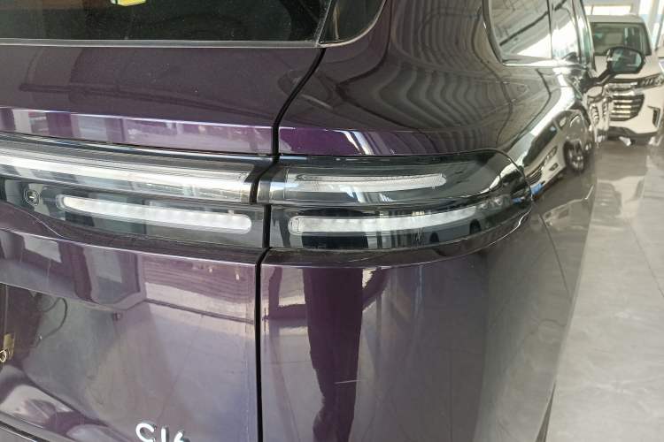 Used Leapmotor C16 2024 Range-Extended 200 LiDAR Edition
