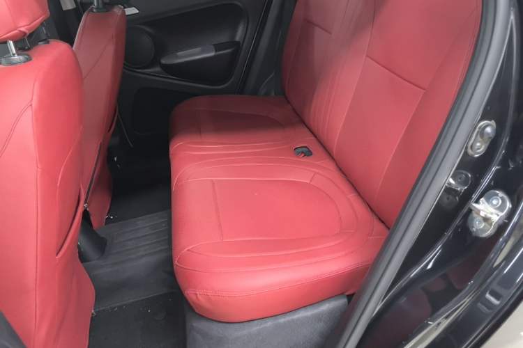 Used ORA Black Cat 2021 301 km Basic Version
