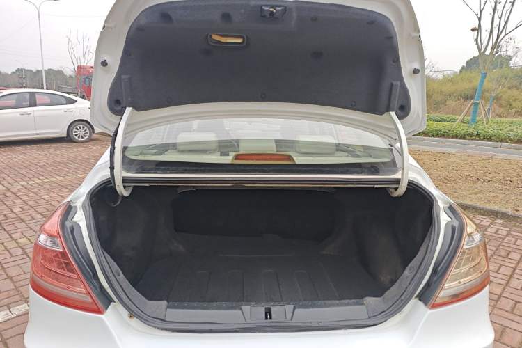 Used Geely Auto Emgrand 2014 Sedan 1.5L CVT Elite Model
