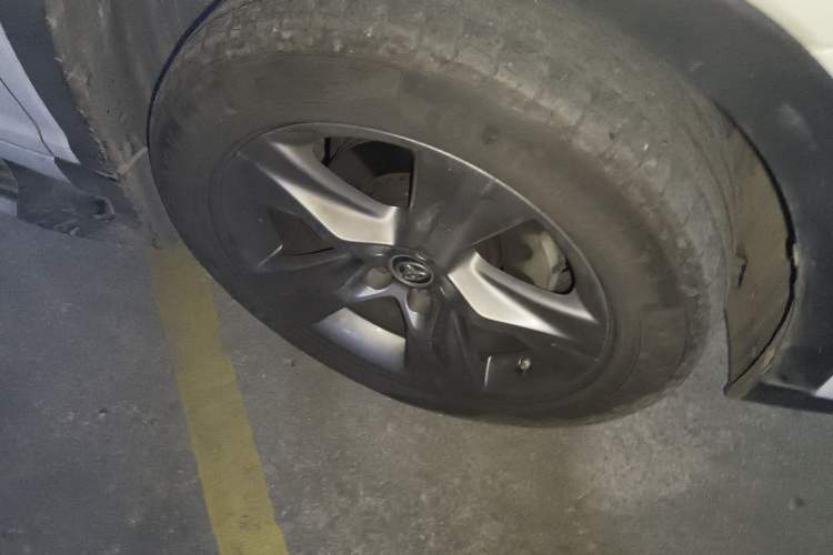 Used Toyota Highlander 2018 2.0T Four-Wheel Drive Luxury Version 7 Seats China VI Standard