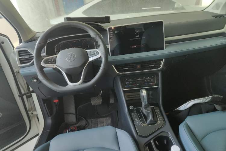 Used Volkswagen Tharu 2024 300TSI Two-Wheel-Drive Moon Luxury Edition