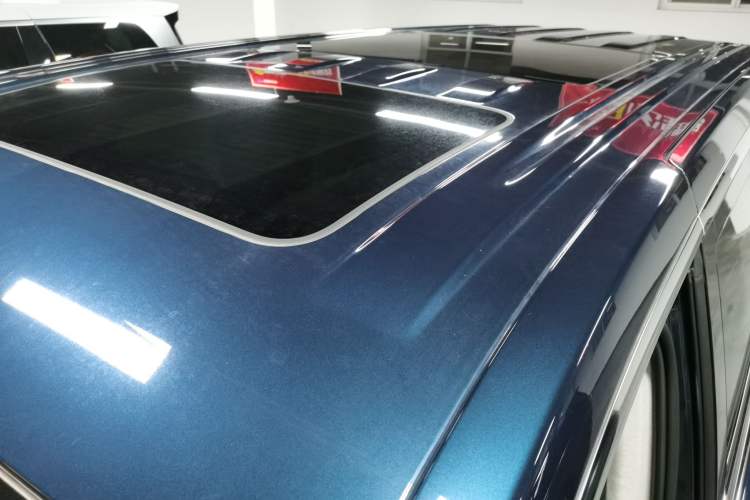 Used VOYAH Dream 2025 PHEV Four-Wheel-Drive Flagship Kunpeng Edition
