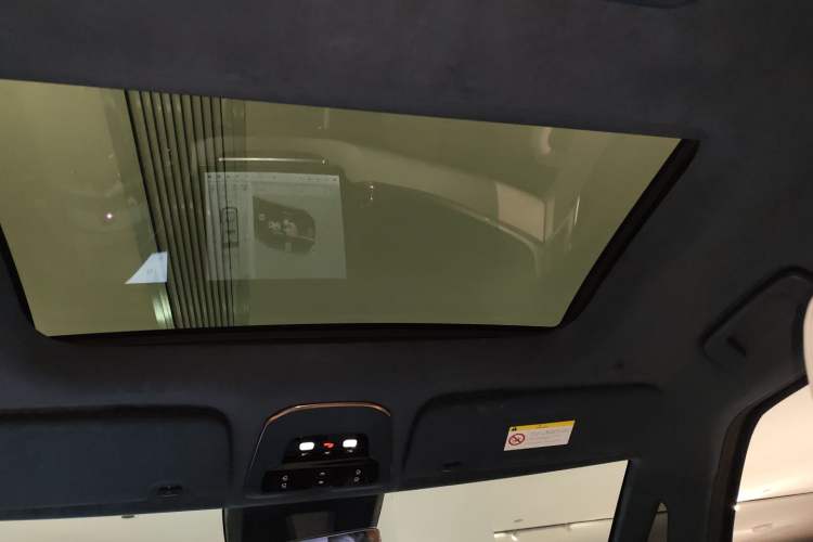 Used Zeekr 009 2022 WE Edition
