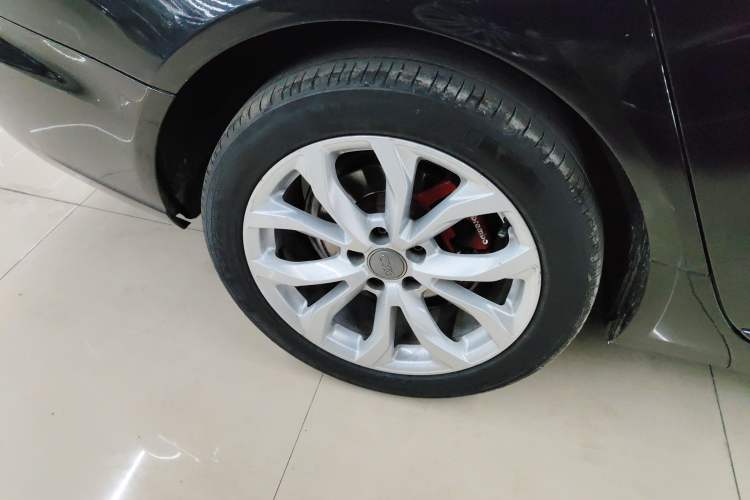 Used Audi A6L 2014 30 FSI Comfort Model
