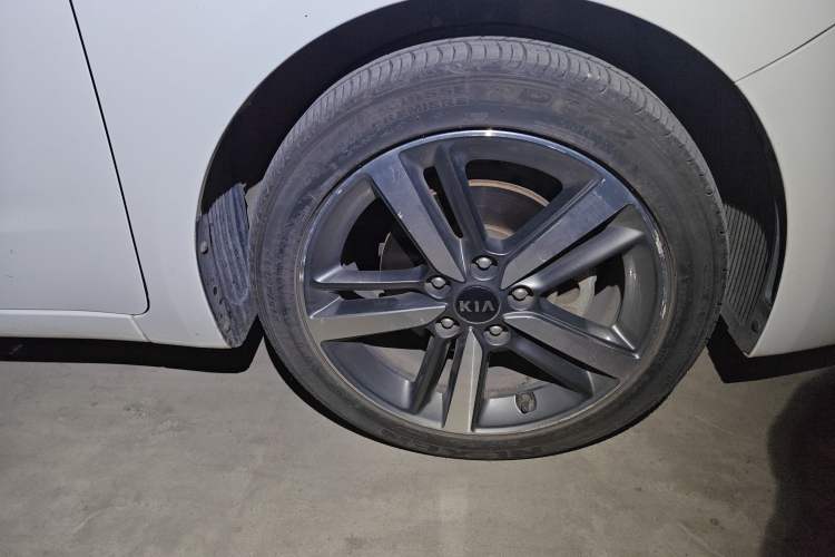 Used Kia K3 2017 1.6L Automatic 15th Anniversary Special Edition GLS
