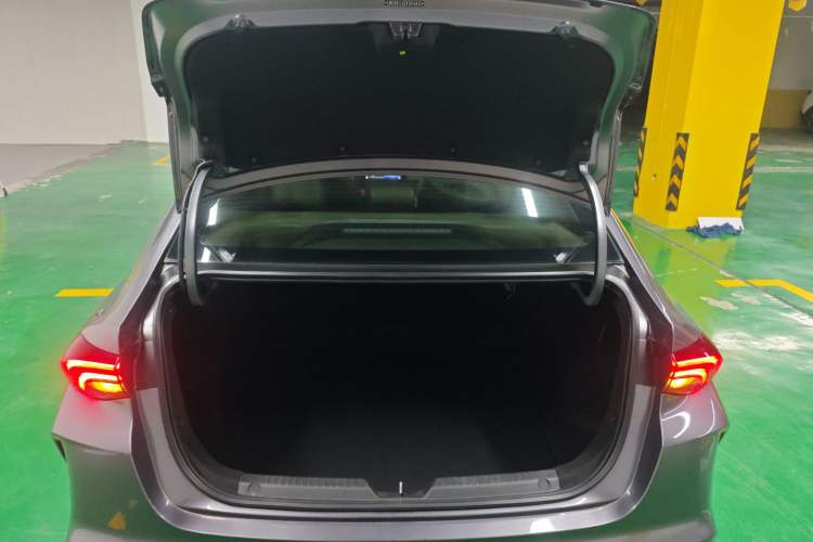 Used GAC Trumpchi EMPOW 2021 270T DCT J15 Version
