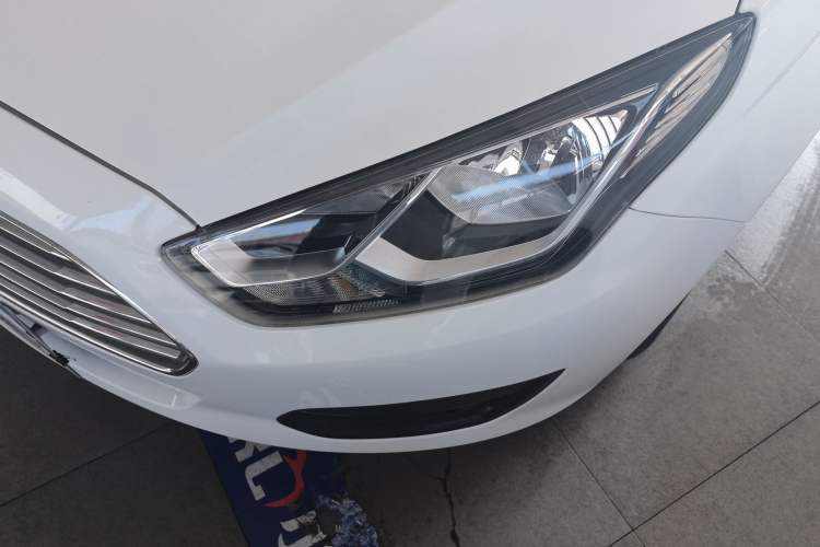 Used Ford Escort 2017 Revised Version 1.5L Manual Comfort Edition