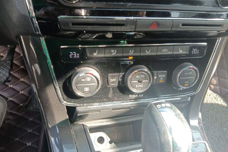 Used Volkswagen Passat 2016 330TSI DSG Prestige Edition
