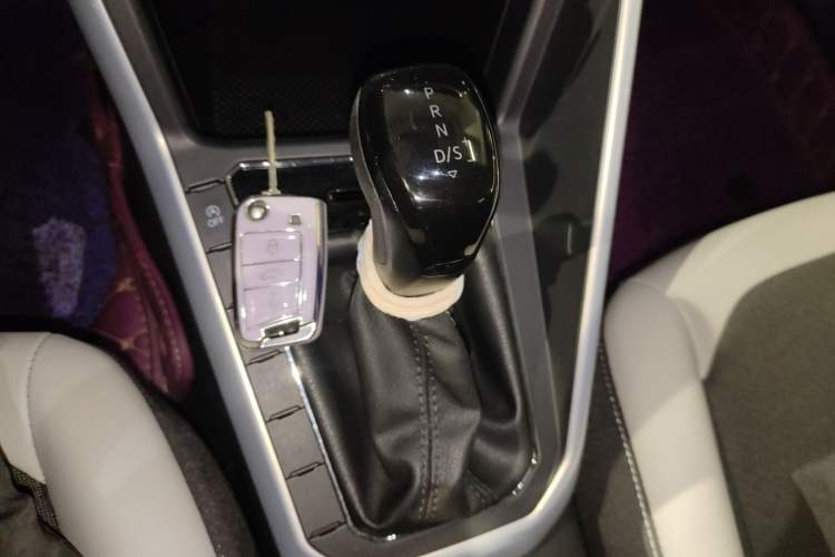 Used Volkswagen Polo 2019 Plus 1.5L Automatic Colorful Technology Edition
