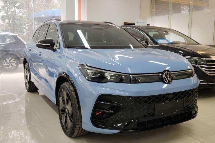 Used Volkswagen Tiguan L 2024 PRO 380TSI Four-Wheel Drive R-Line Prestige Edition
