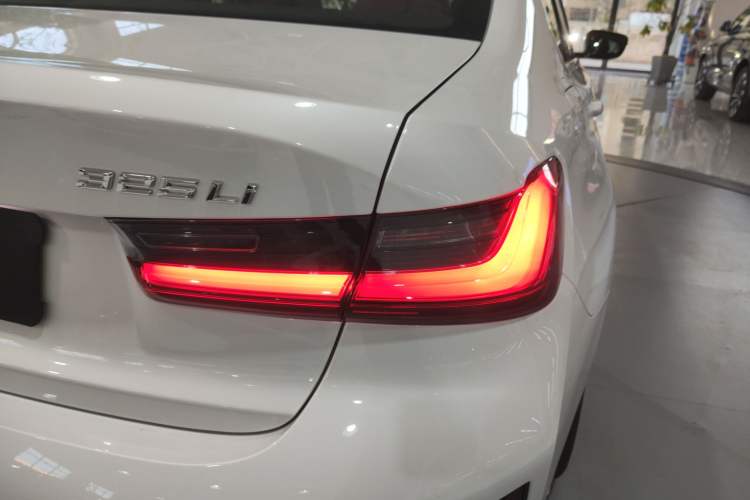 Used BMW 3 Series 2025 325Li M Sport Package
