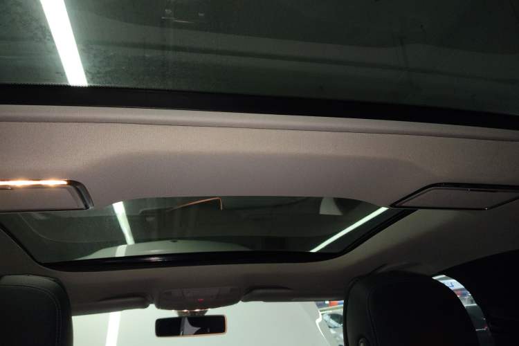 Used Mercedes-Benz E-Class 2019 E 300 L Sport Luxury Edition
